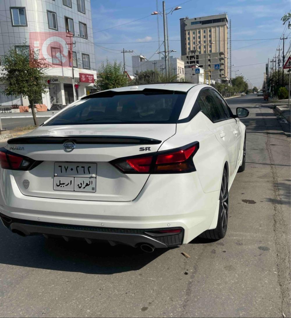نیسان ئەلتیما